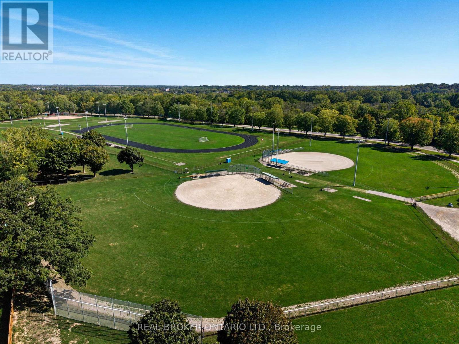 4 - 242 Mount Pleasant Street, Brantford, Ontario  N3T 1V1 - Photo 42 - X12437032