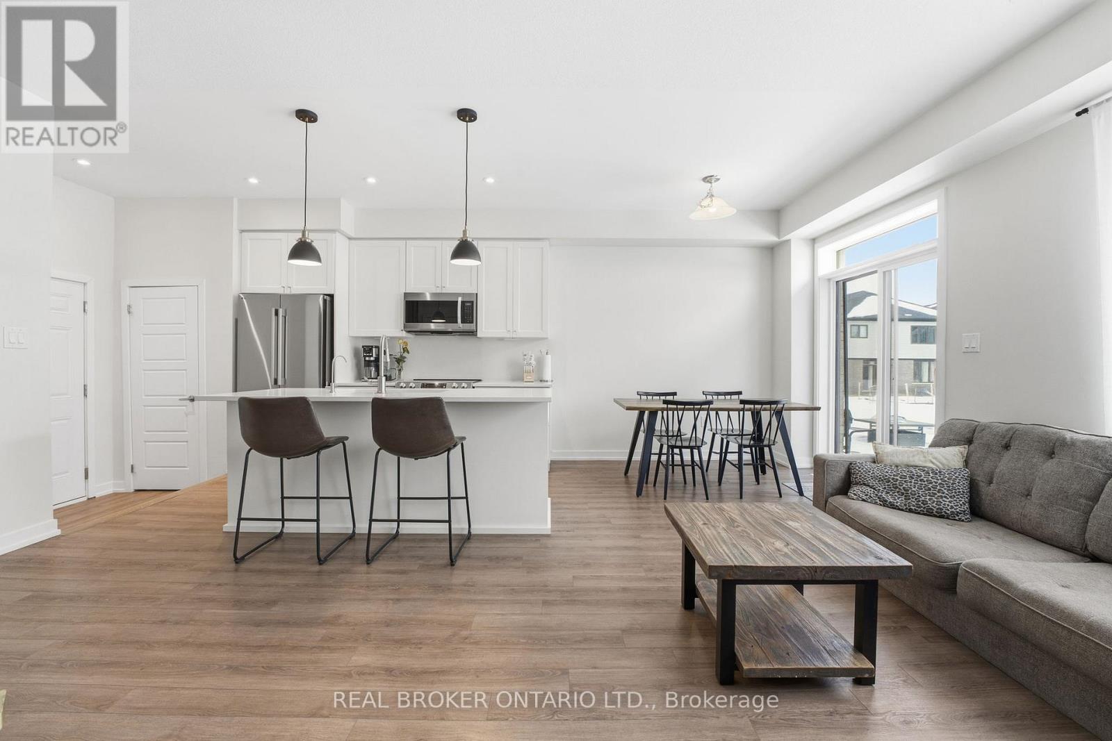 10 Owl Lane, Haldimand, Ontario  N3W 0G4 - Photo 14 - X12786098