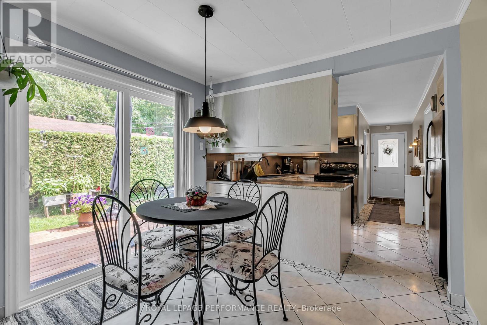 21052 Birch Avenue, South Glengarry, Ontario  K0C 1N0 - Photo 14 - X12812882