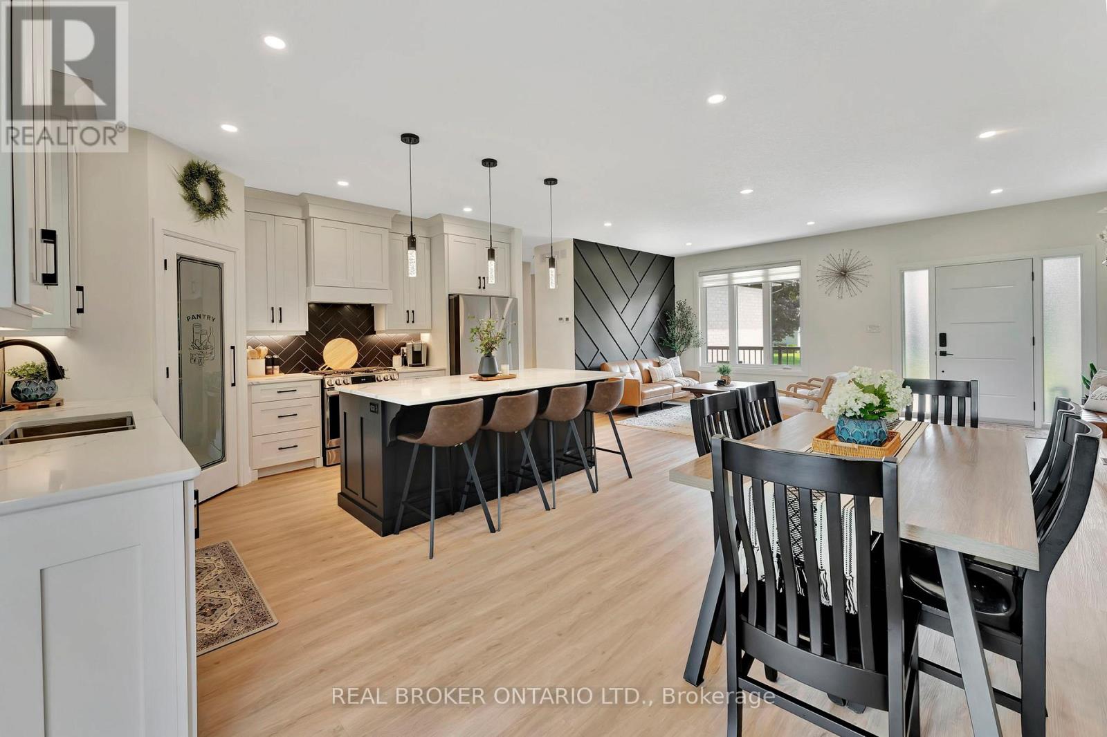 30 Tanager Drive, Tillsonburg, Ontario  N4G 1A9 - Photo 14 - X12801542