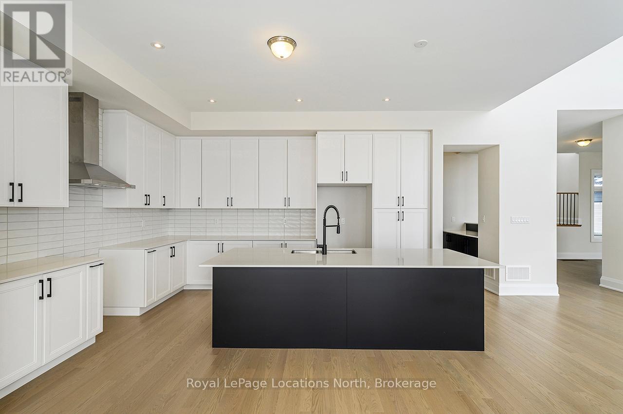 113 Clement Lane, Blue Mountains, Ontario  N0H 1J0 - Photo 17 - X12824812