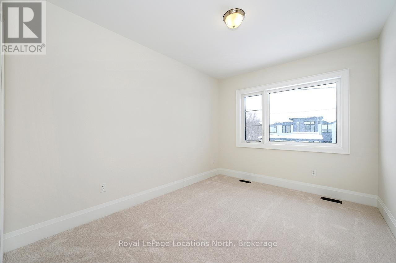 113 Clement Lane, Blue Mountains, Ontario  N0H 1J0 - Photo 23 - X12824812