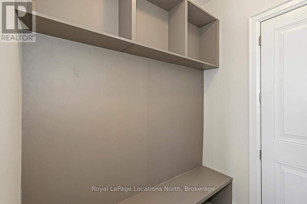 113 Clement Lane, Blue Mountains, Ontario  N0H 1J0 - Photo 18 - X12824812