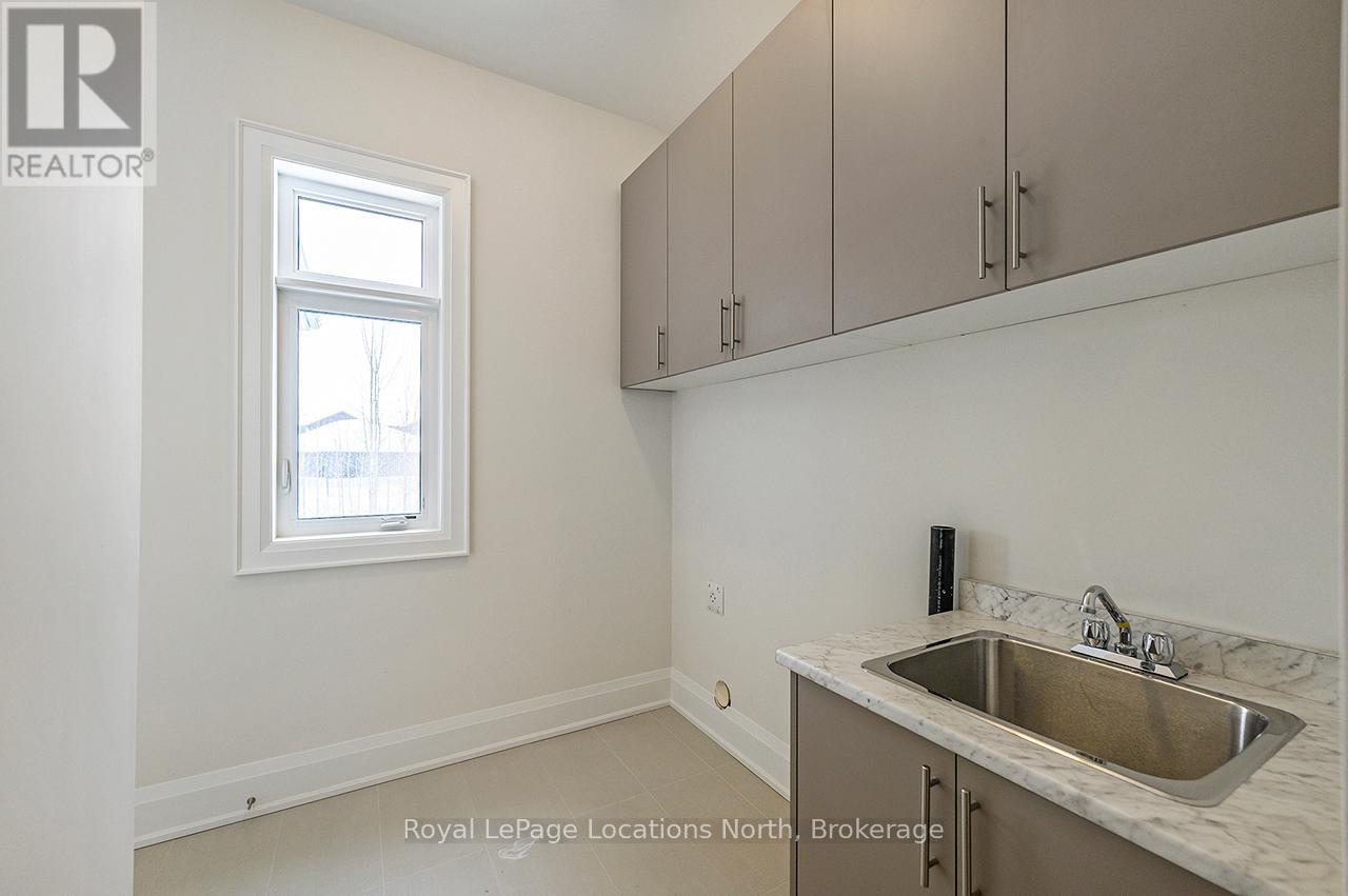 113 Clement Lane, Blue Mountains, Ontario  N0H 1J0 - Photo 19 - X12824812