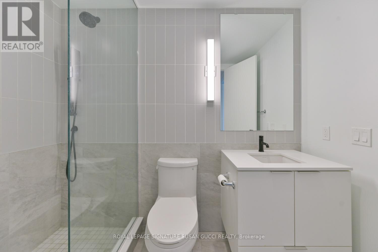 1303 - 327 King Street W, Toronto, Ontario  M5V 0W7 - Photo 14 - C12830144