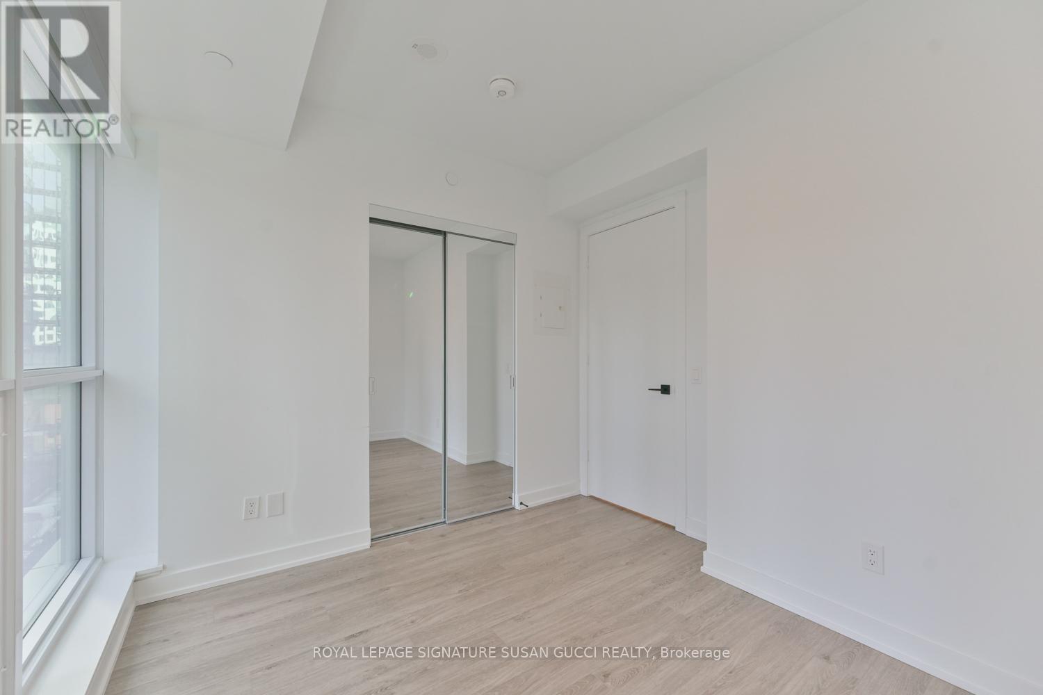 1303 - 327 King Street W, Toronto, Ontario  M5V 0W7 - Photo 13 - C12830144