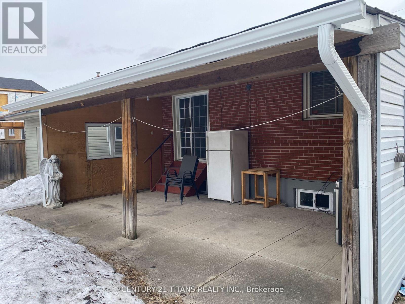 26 Stephenfrank Road, Toronto, Ontario  M1P 3W3 - Photo 3 - E12835386