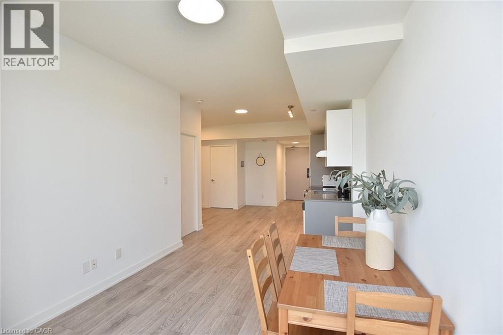 3200 Dakota Common Unit# B1006, Burlington, Ontario  L7M 2A7 - Photo 9 - 40808644