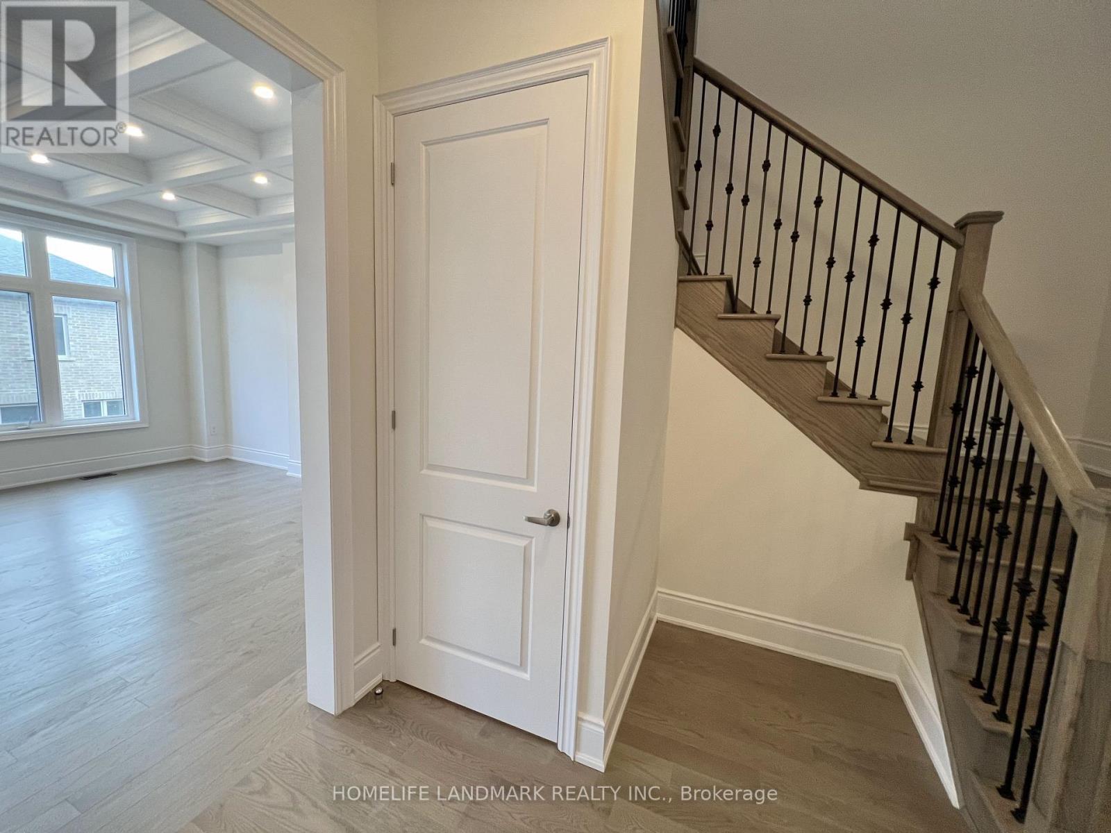 9 Perigo Court, Richmond Hill, Ontario  L4E 1K3 - Photo 15 - N12835384