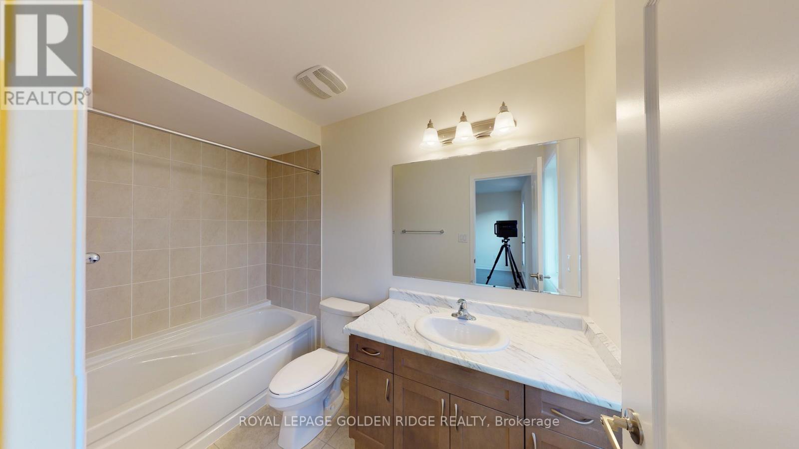 72 William F Bell Parkway, Richmond Hill, Ontario  L4S 0K1 - Photo 18 - N12835404