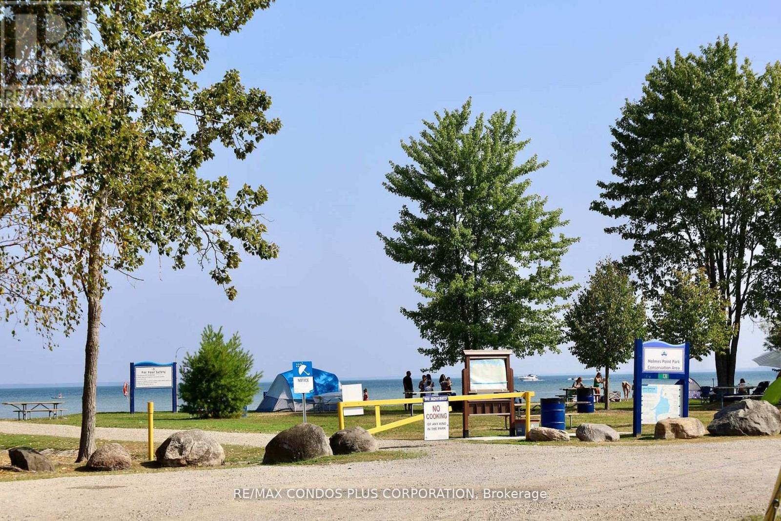 1 Donna Drive, Georgina, Ontario  L0E 1N0 - Photo 10 - N12835472