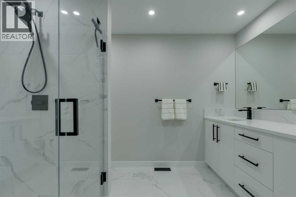 2327 77 Street Sw, Calgary, Alberta  T3H 6E1 - Photo 26 - A2284987