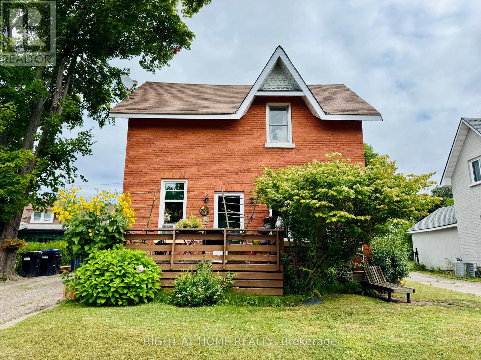 285 MANLY STREET, Midland, Ontario