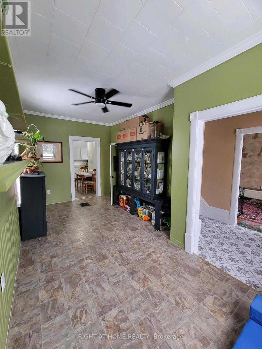 285 Manly Street, Midland, Ontario  L4R 3C7 - Photo 9 - S12835486