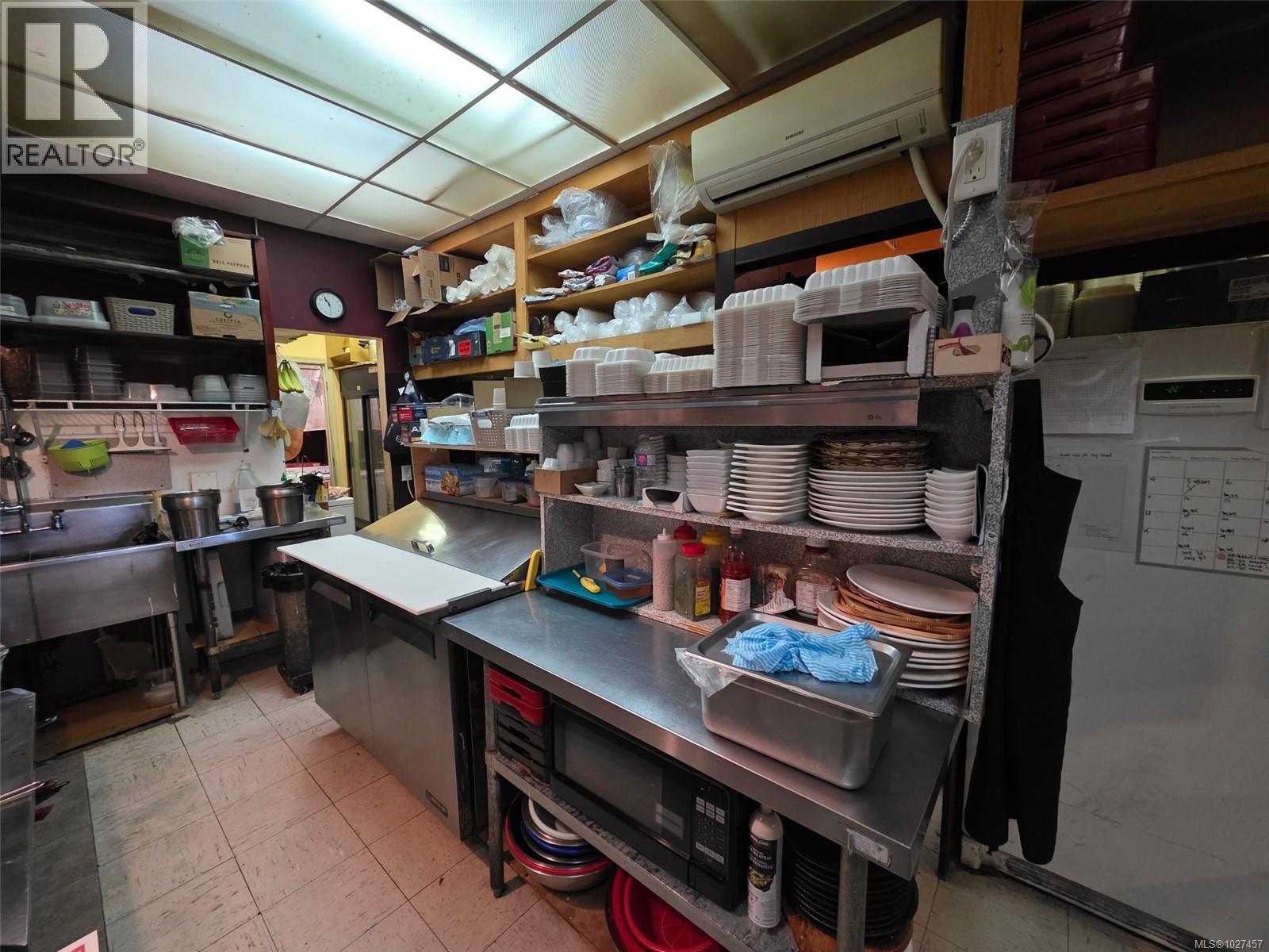 6 450 Ryan Rd, Courtenay, British Columbia  V9N 0E1 - Photo 10 - 1027457