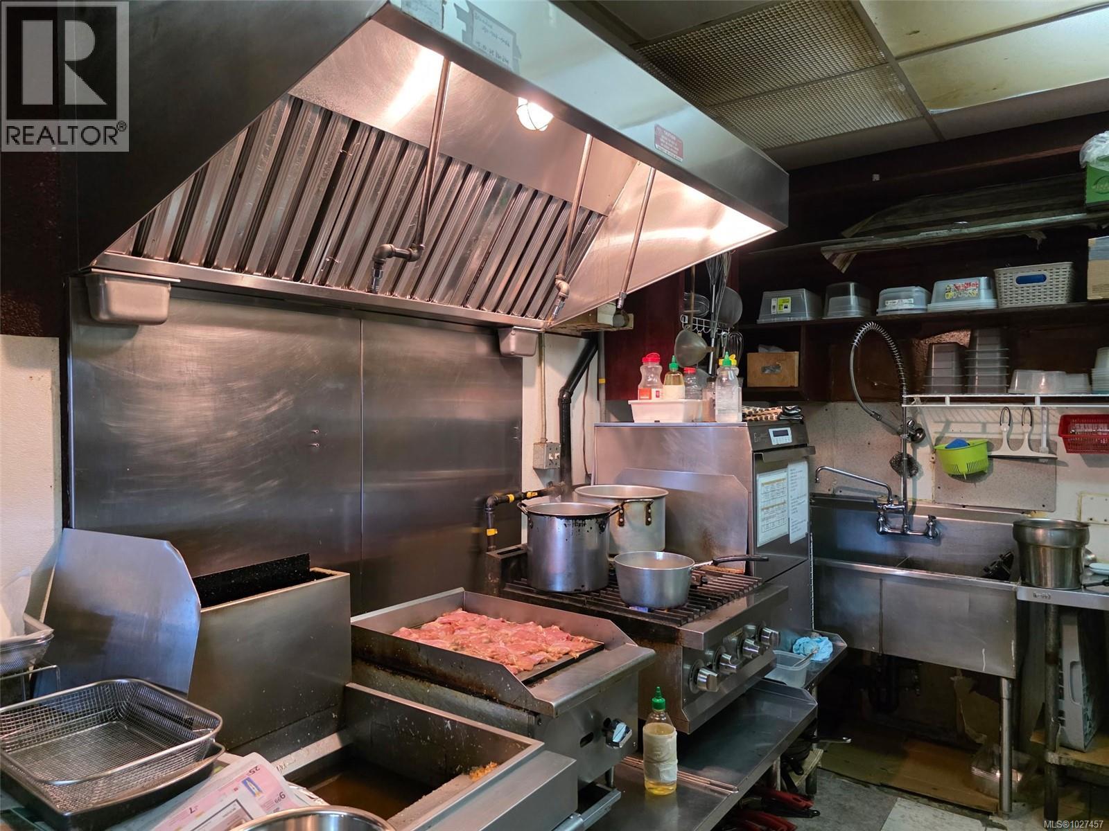 6 450 Ryan Rd, Courtenay, British Columbia  V9N 0E1 - Photo 11 - 1027457