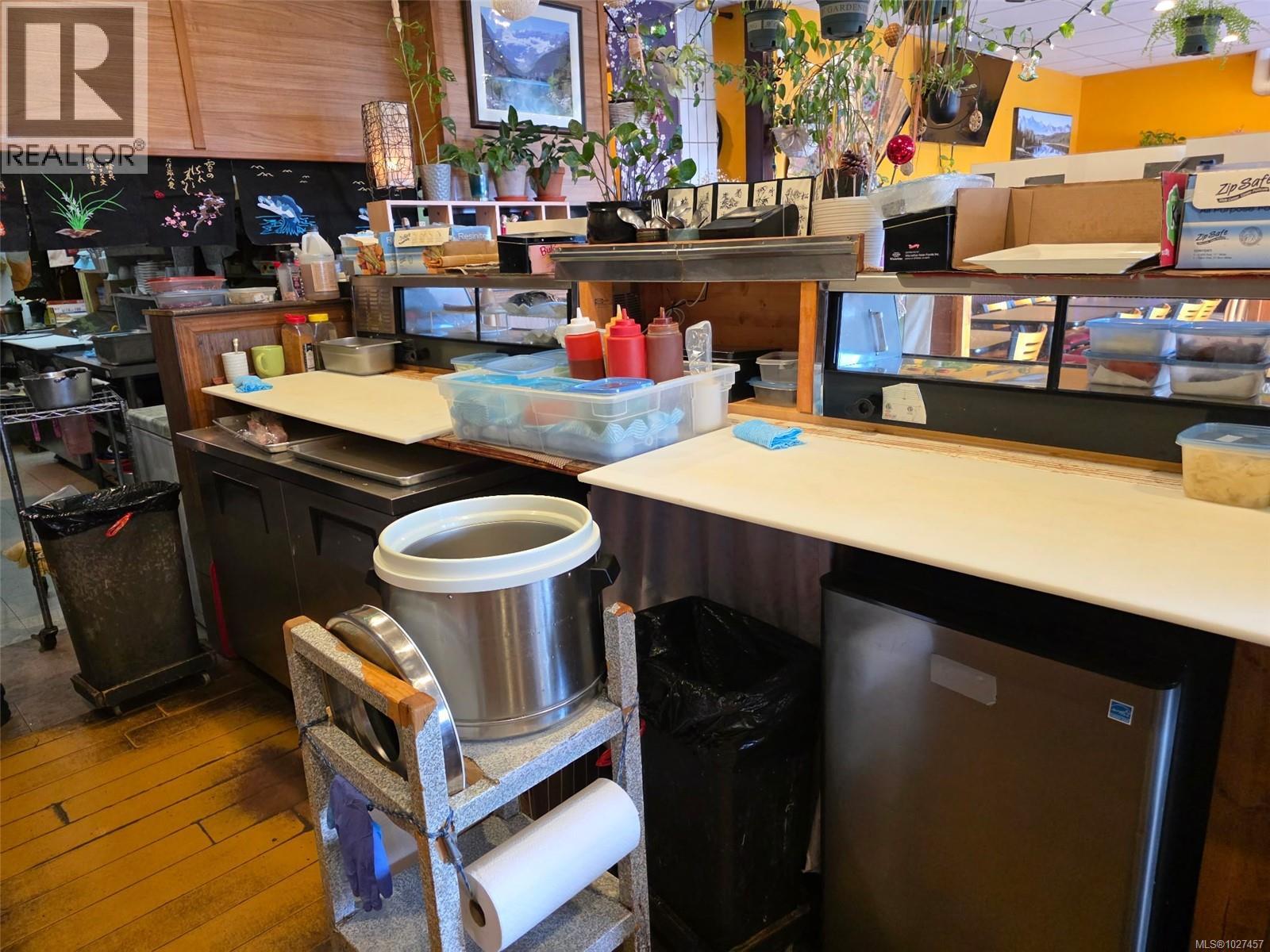 6 450 Ryan Rd, Courtenay, British Columbia  V9N 0E1 - Photo 5 - 1027457