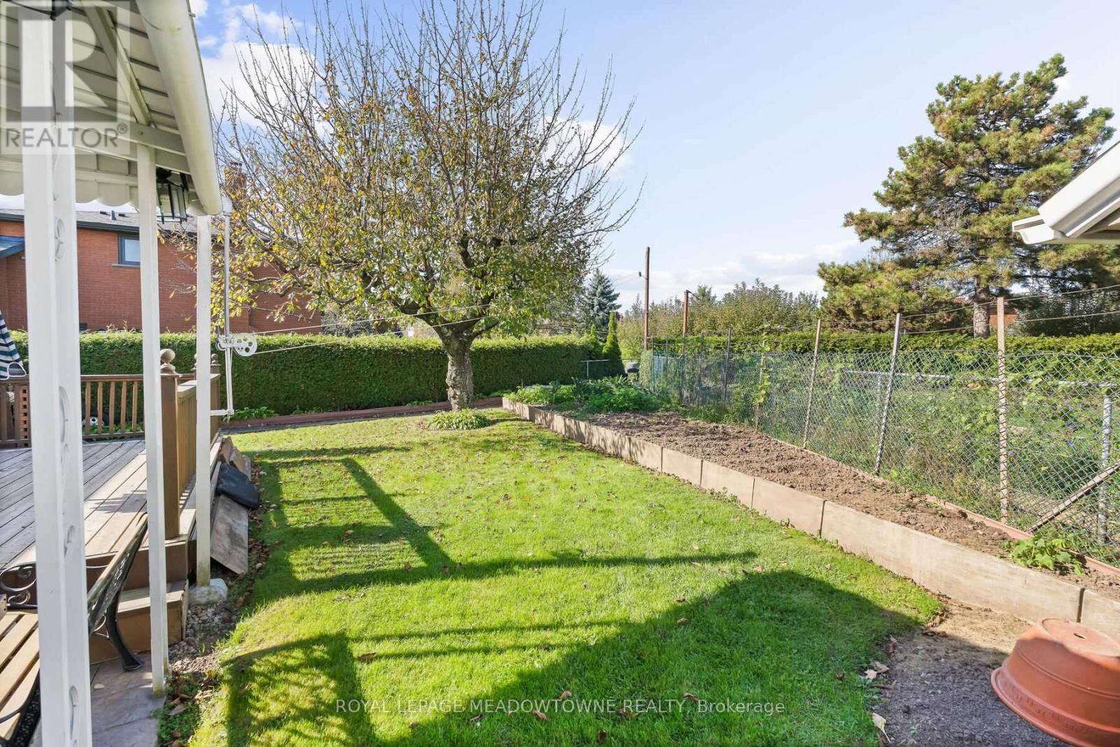 305 Ulric Crescent, Oakville, Ontario  L6K 3R3 - Photo 33 - W12835422