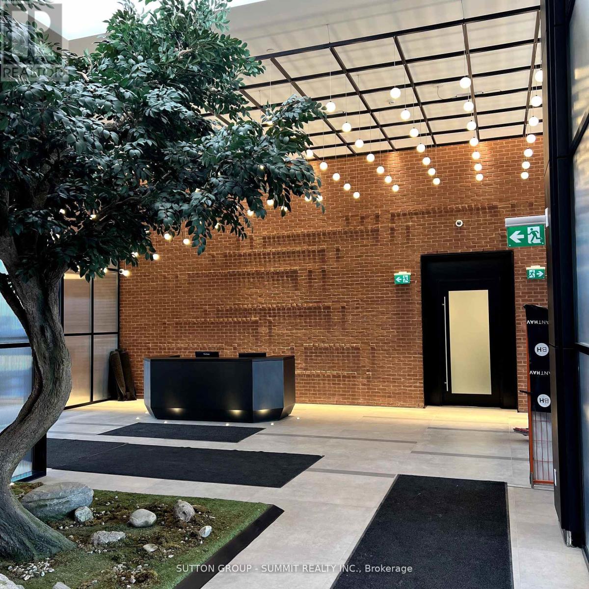 727 - 3220 William Coltson Avenue, Oakville, Ontario  L6H 7X9 - Photo 5 - W12835438