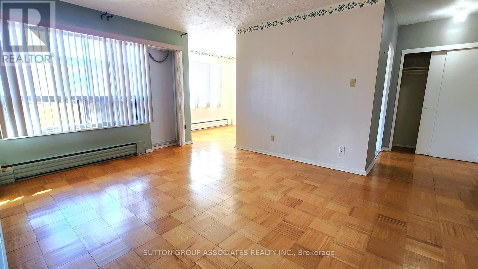 301 - 2356 Islington Avenue, Toronto, Ontario  M9W 3X3 - Photo 11 - W12835442