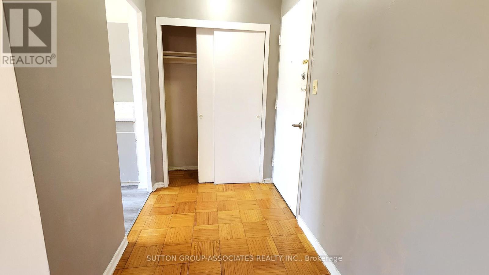 301 - 2356 Islington Avenue, Toronto, Ontario  M9W 3X3 - Photo 2 - W12835442