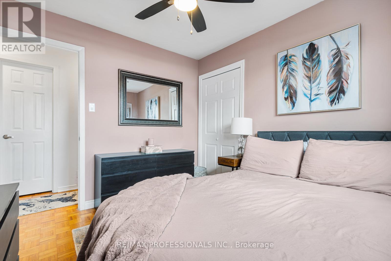 7656 Priory Crescent, Mississauga, Ontario  L4T 3H5 - Photo 25 - W12835470