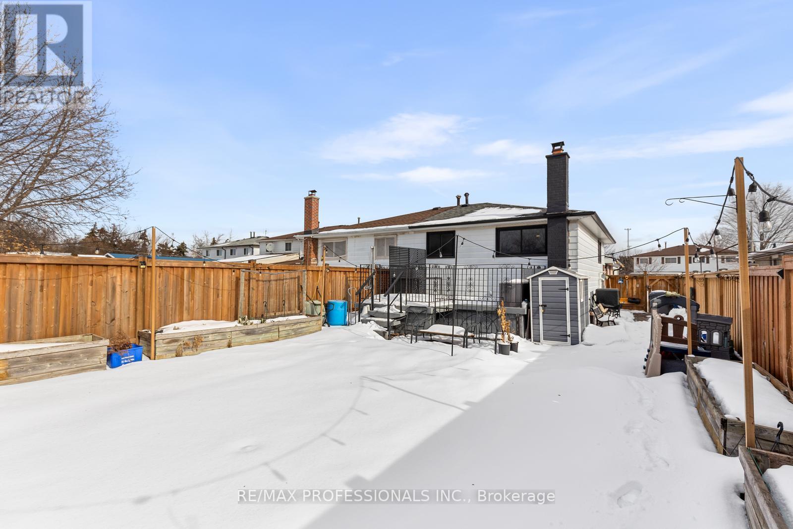 7656 Priory Crescent, Mississauga, Ontario  L4T 3H5 - Photo 34 - W12835470