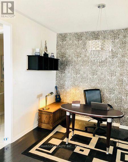 945 Farmstead Drive, Milton, Ontario  L9T 8H9 - Photo 18 - W12835498