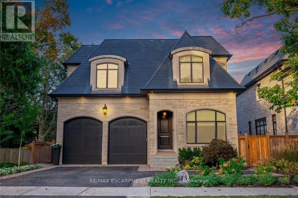 385 PINE COVE ROAD, Burlington, Ontario