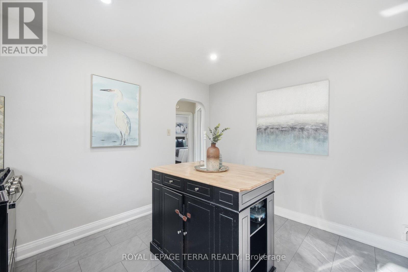 742 Ritson Road S, Oshawa, Ontario  L1H 5L1 - Photo 15 - E12752492