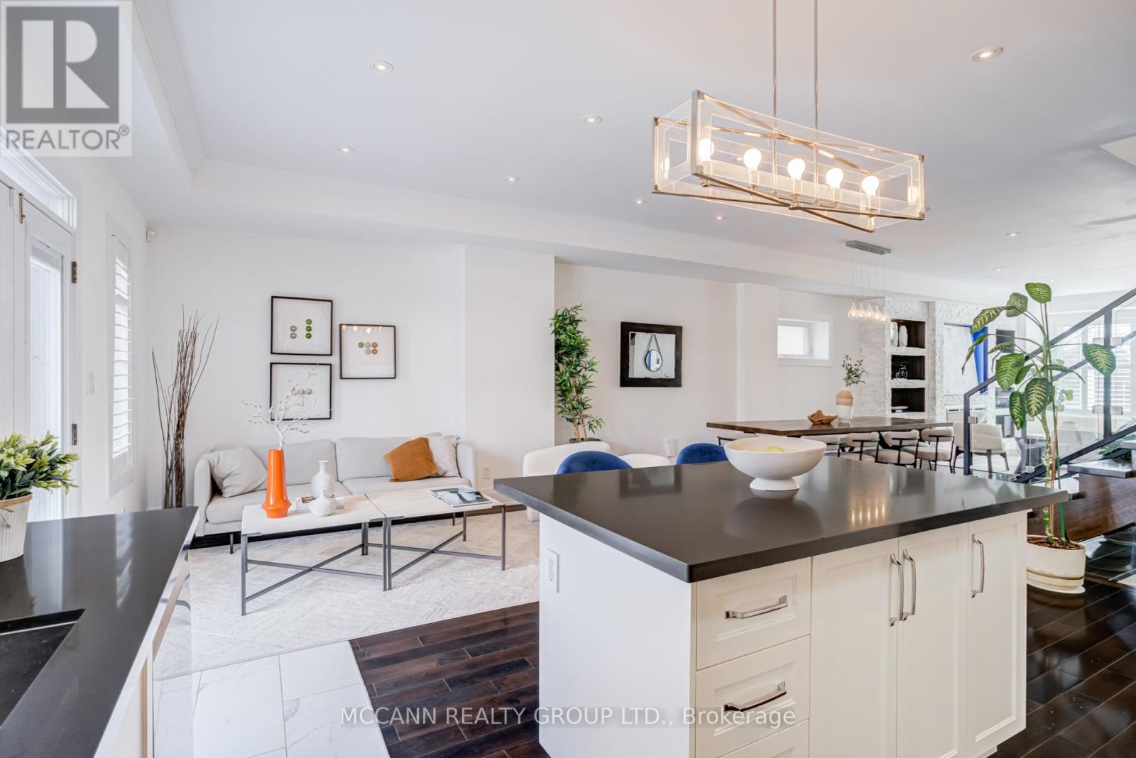 1155 Greenwood Avenue, Toronto, Ontario  M4J 4E7 - Photo 18 - E12795054