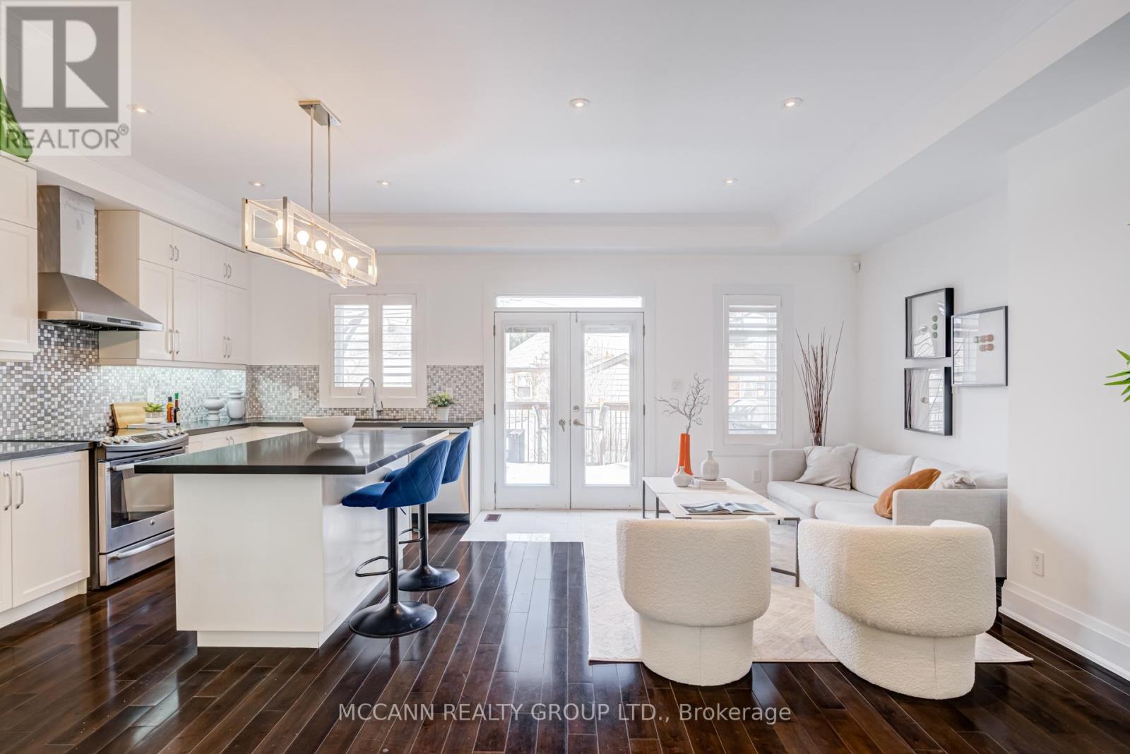 1155 Greenwood Avenue, Toronto, Ontario  M4J 4E7 - Photo 14 - E12795054