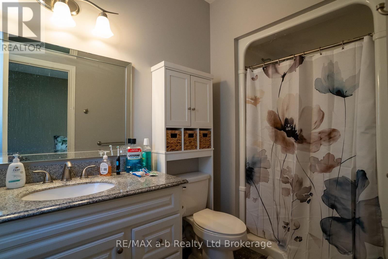 7 Irving Drive, Norwich, Ontario  N0J 1P0 - Photo 13 - X12835670