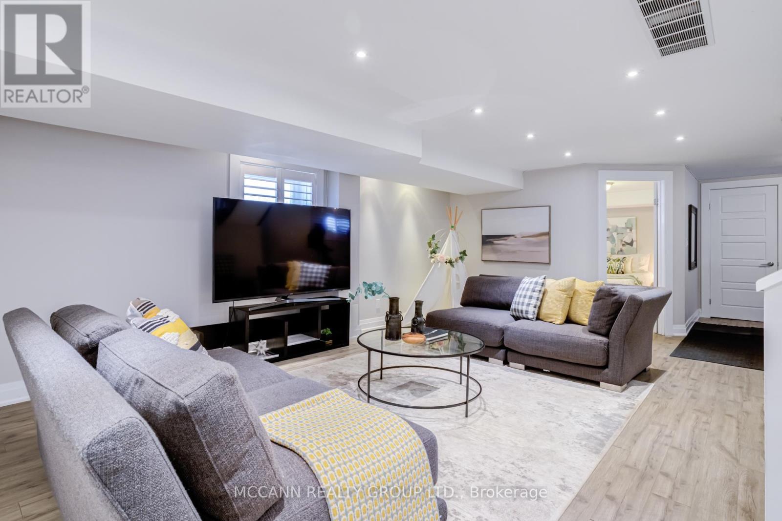 1155 Greenwood Avenue, Toronto, Ontario  M4J 4E7 - Photo 42 - E12795054