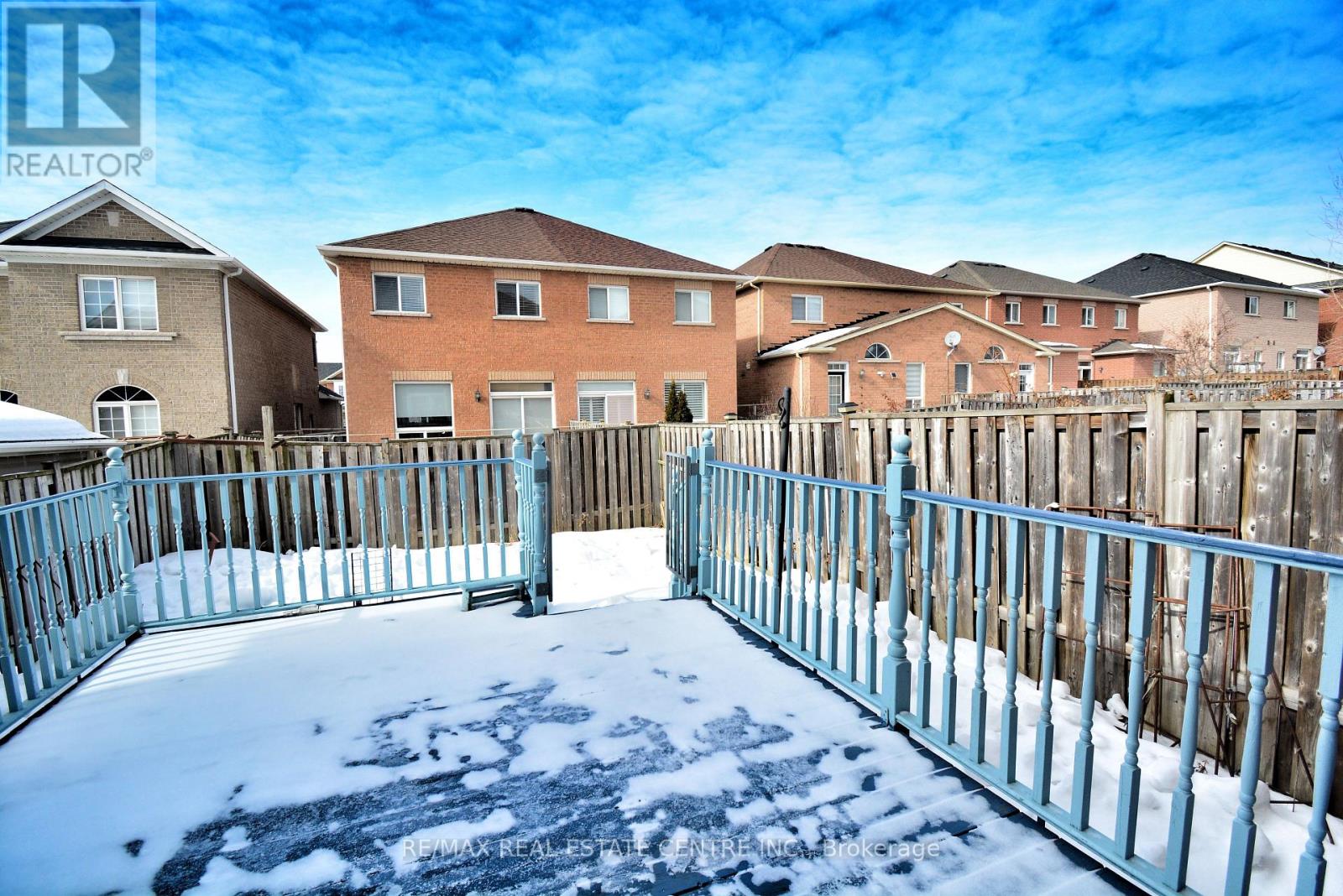 94 Seahorse Avenue, Brampton, Ontario  L6V 4N8 - Photo 9 - W12835316