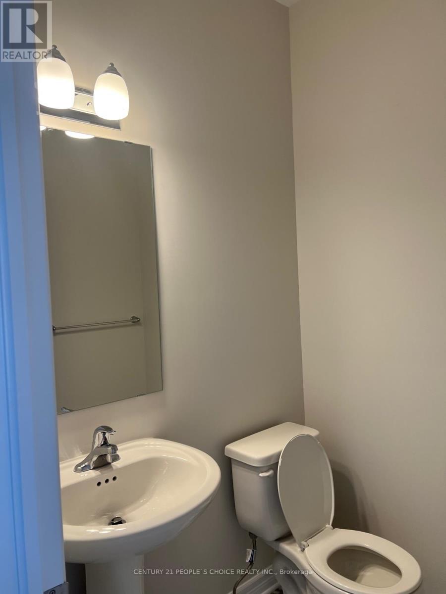 32 Atop Lane, Ottawa, Ontario  K1X 0H2 - Photo 10 - X12788828