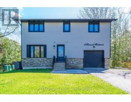 4 PINEWOOD BOULEVARD, Kawartha Lakes, Ontario