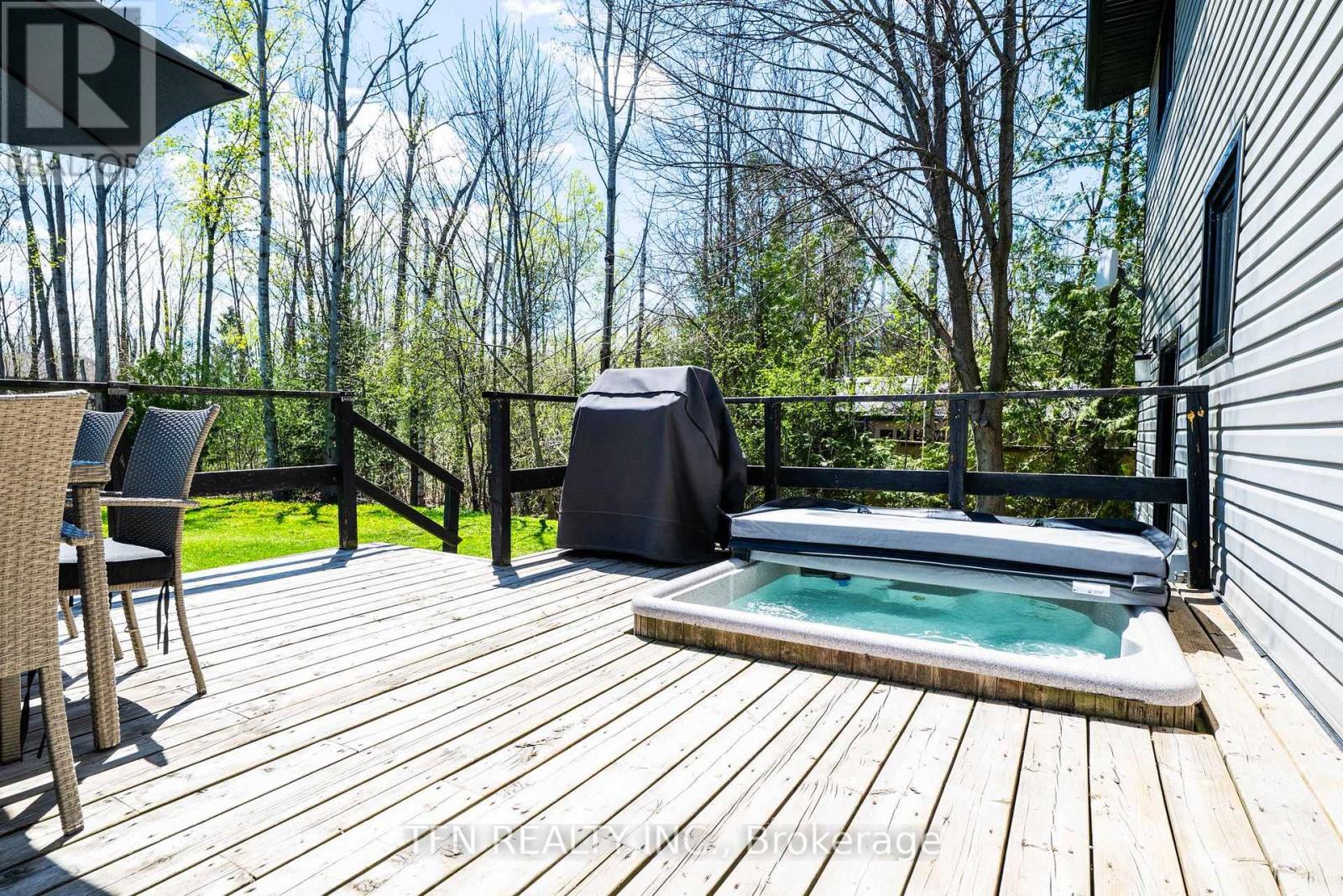 4 Pinewood Boulevard, Kawartha Lakes, Ontario  K0M 2T0 - Photo 22 - X12835424