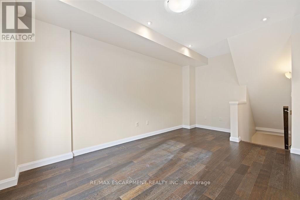 33 - 1169 Garner Road E, Hamilton, Ontario  L9G 0G8 - Photo 9 - X12835432