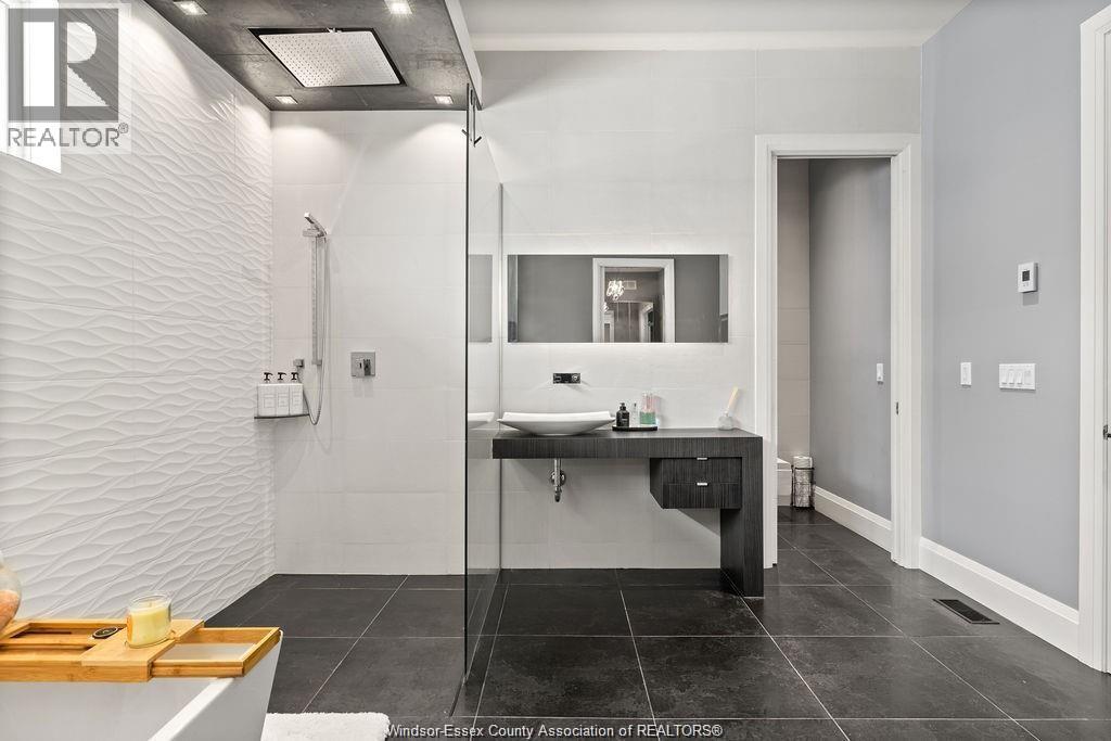 551 Ross Beach Road, Lakeshore, Ontario  N0R 1A0 - Photo 46 - 26004344