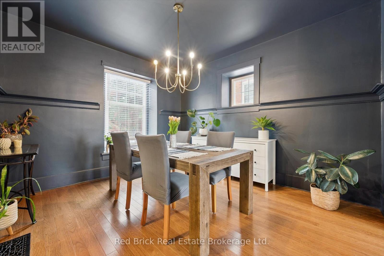 32 Eramosa Road, Guelph, Ontario  N1E 2L5 - Photo 10 - X12835658