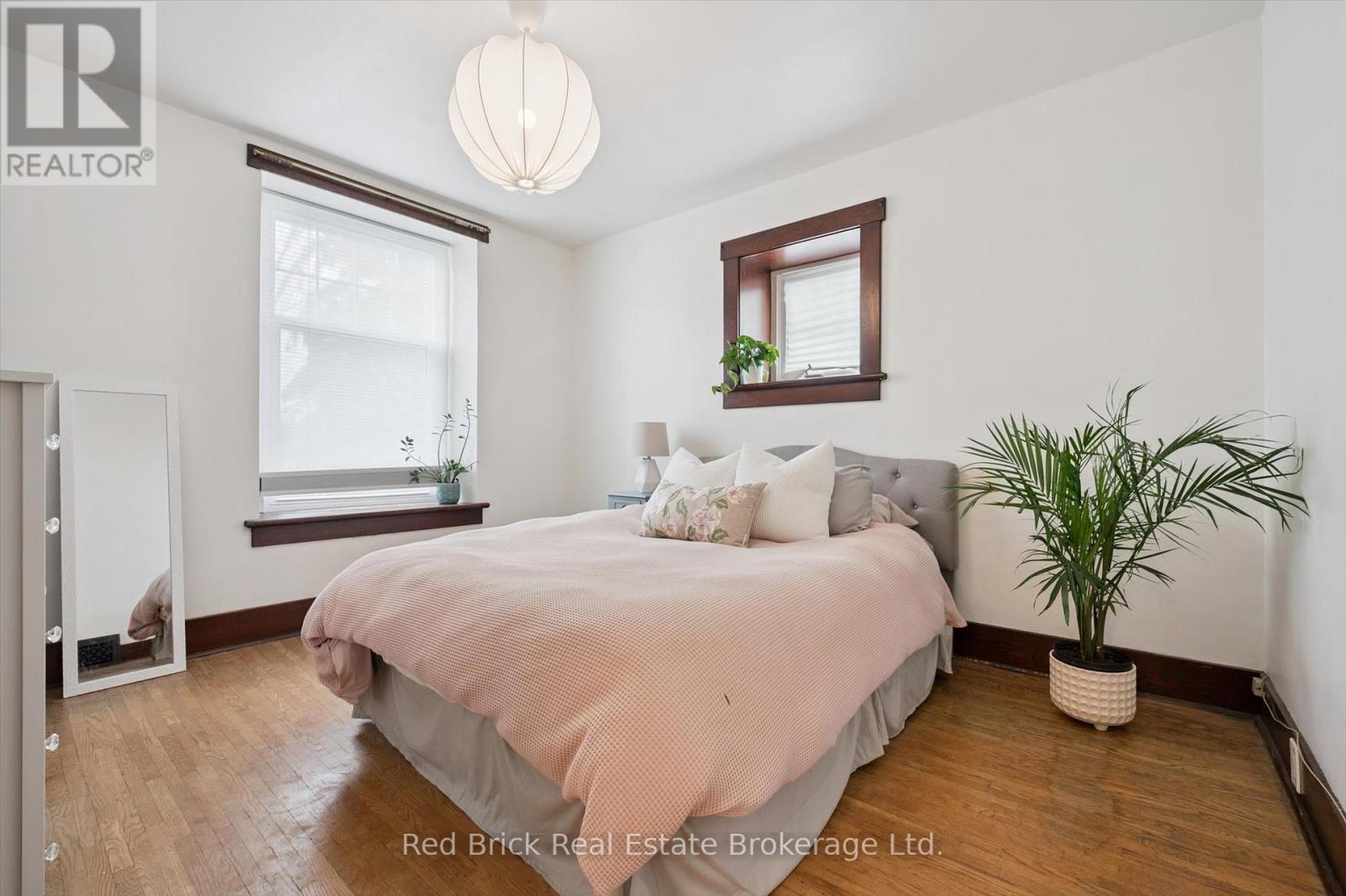 32 Eramosa Road, Guelph, Ontario  N1E 2L5 - Photo 19 - X12835658