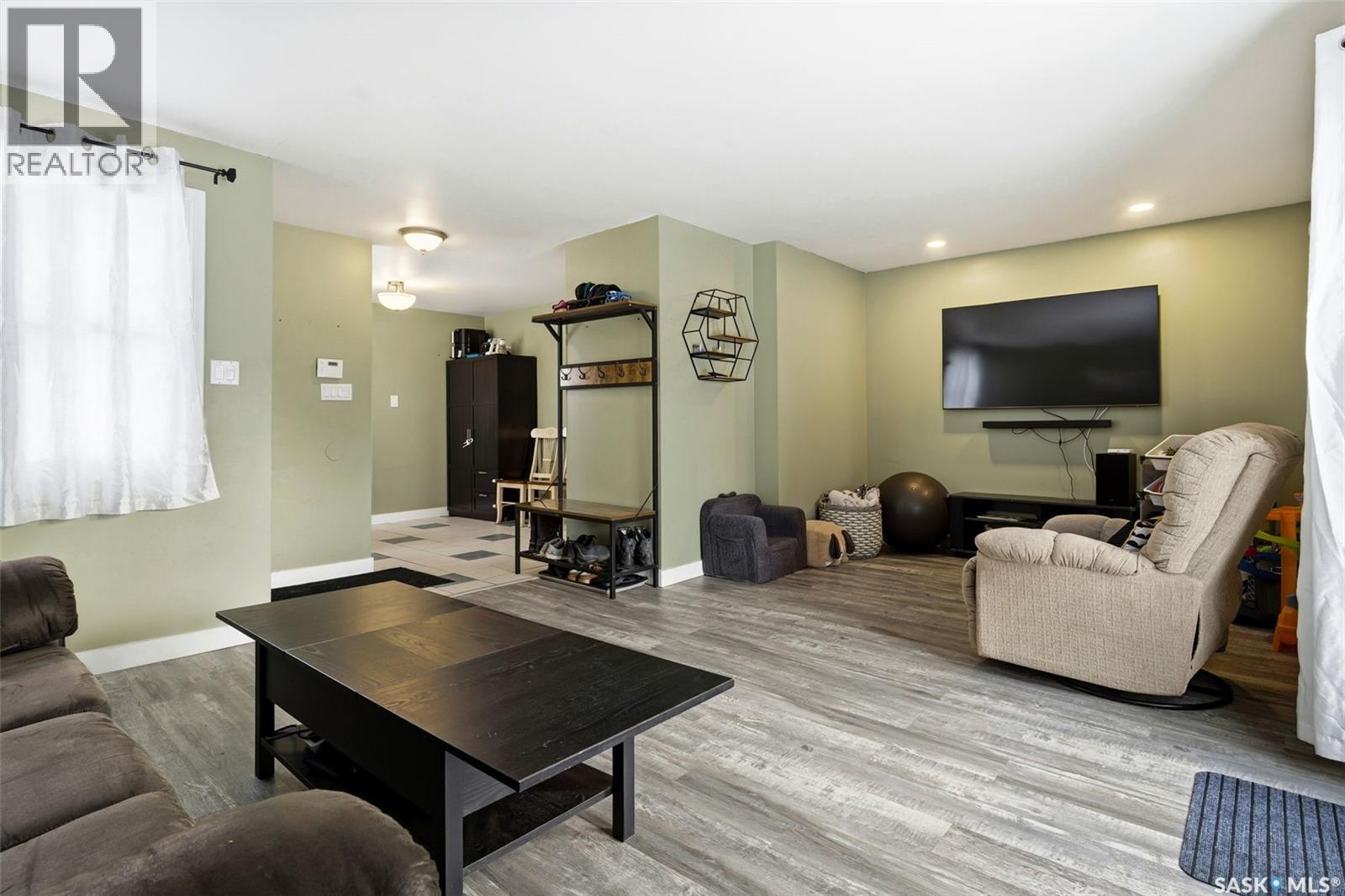 874 Callander Crescent N, Regina, Saskatchewan  S4X 1Z4 - Photo 8 - SK025947