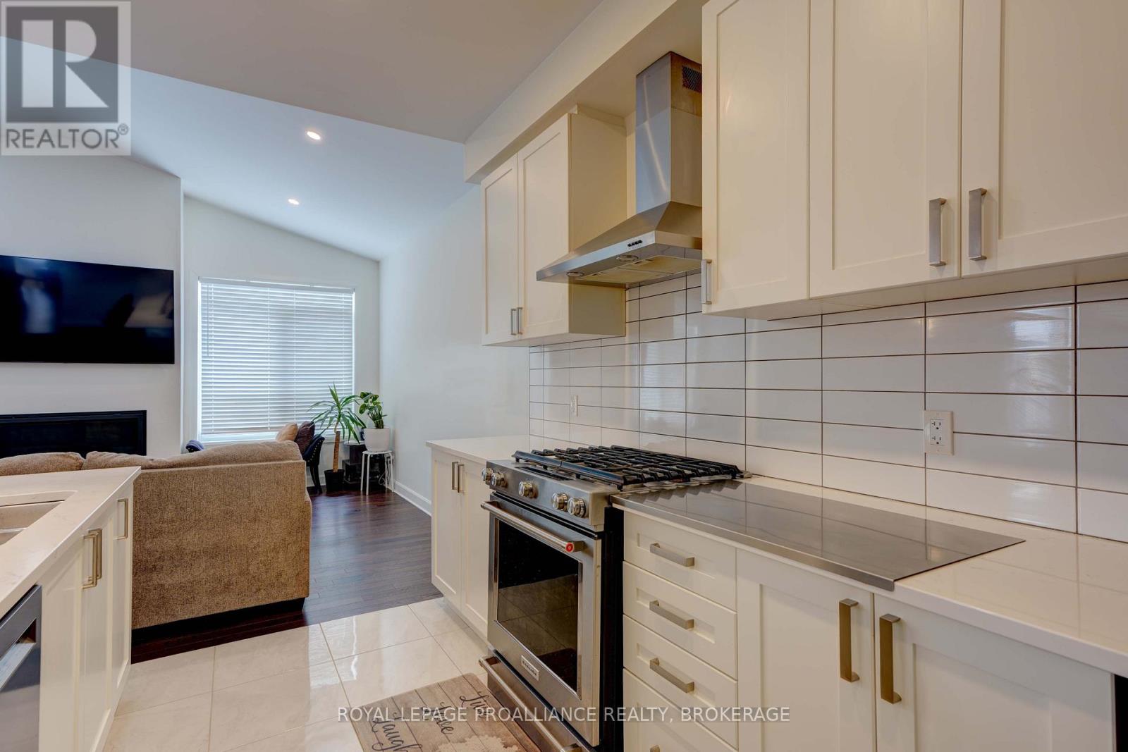 1369 Andersen Drive, Kingston, Ontario K7P 0P5 - Photo 14 - X12835654