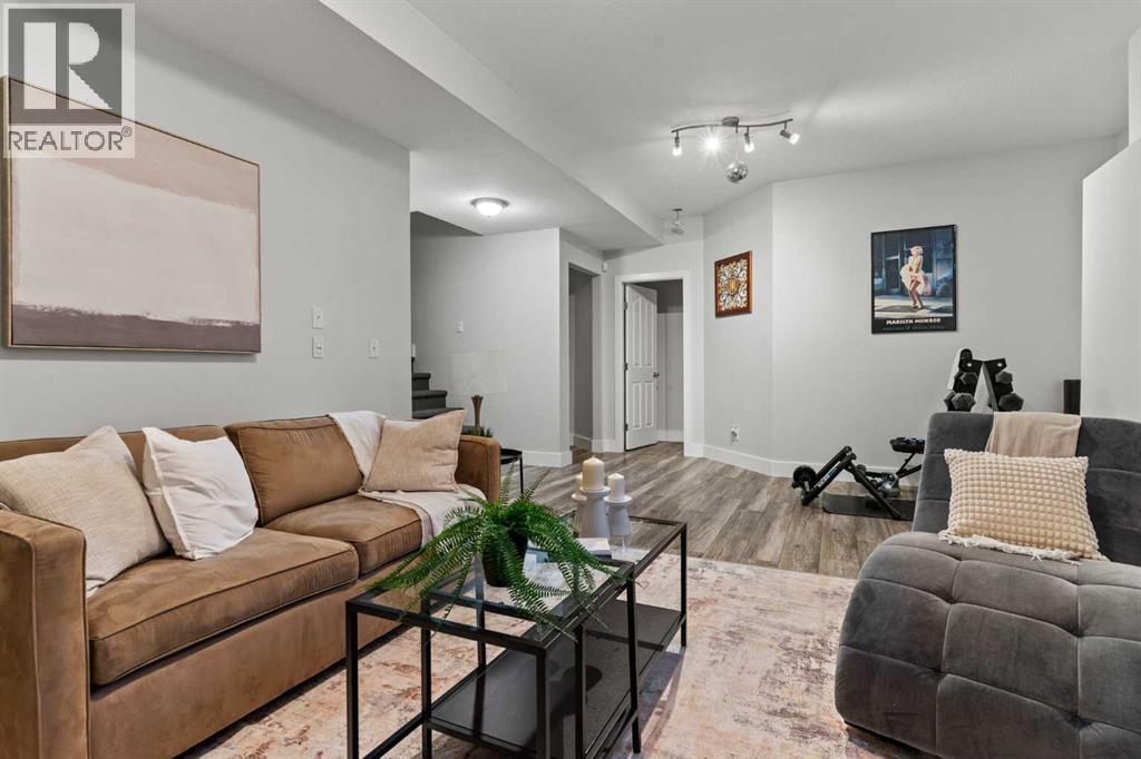 151 Willowbrook Drive Nw, Airdrie, Alberta  T4B 2W5 - Photo 23 - A2276403