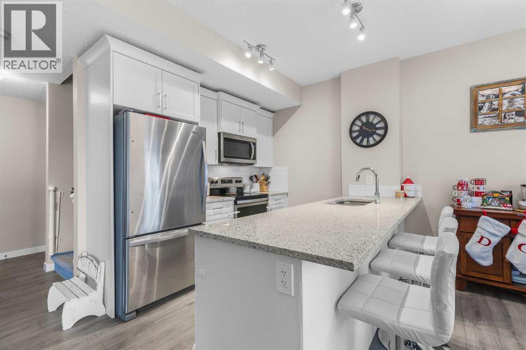 811, 250 Fireside View, Cochrane, Alberta  T4C 2M2 - Photo 5 - A2276457