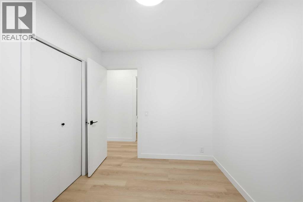 2404 51 Street Ne, Calgary, Alberta  T1Y 1C3 - Photo 18 - A2281937