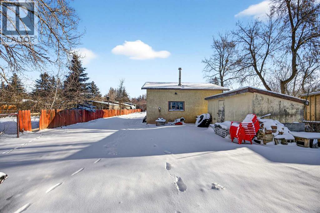 7103 Bow Crescent Nw, Calgary, Alberta  T3B 2C9 - Photo 44 - A2287821