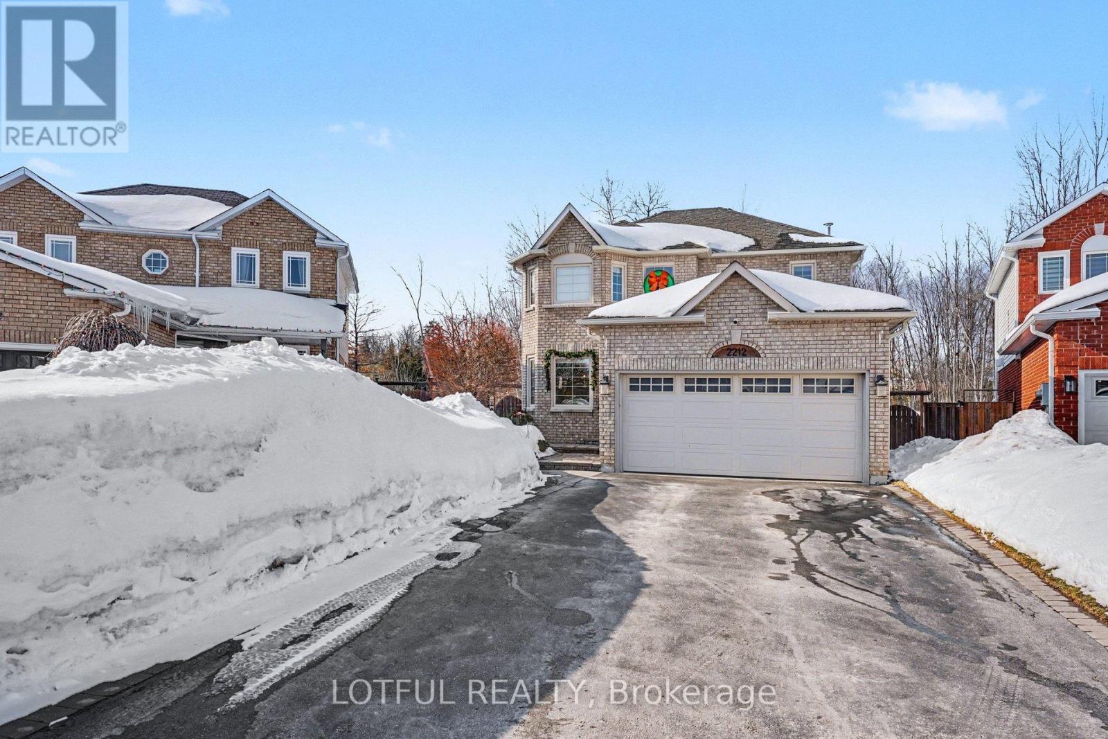 2212 Chalmers Crescent, Innisfil, Ontario  L9S 1Y6 - Photo 2 - N12835572