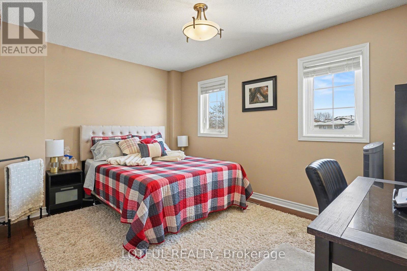 2212 Chalmers Crescent, Innisfil, Ontario  L9S 1Y6 - Photo 23 - N12835572